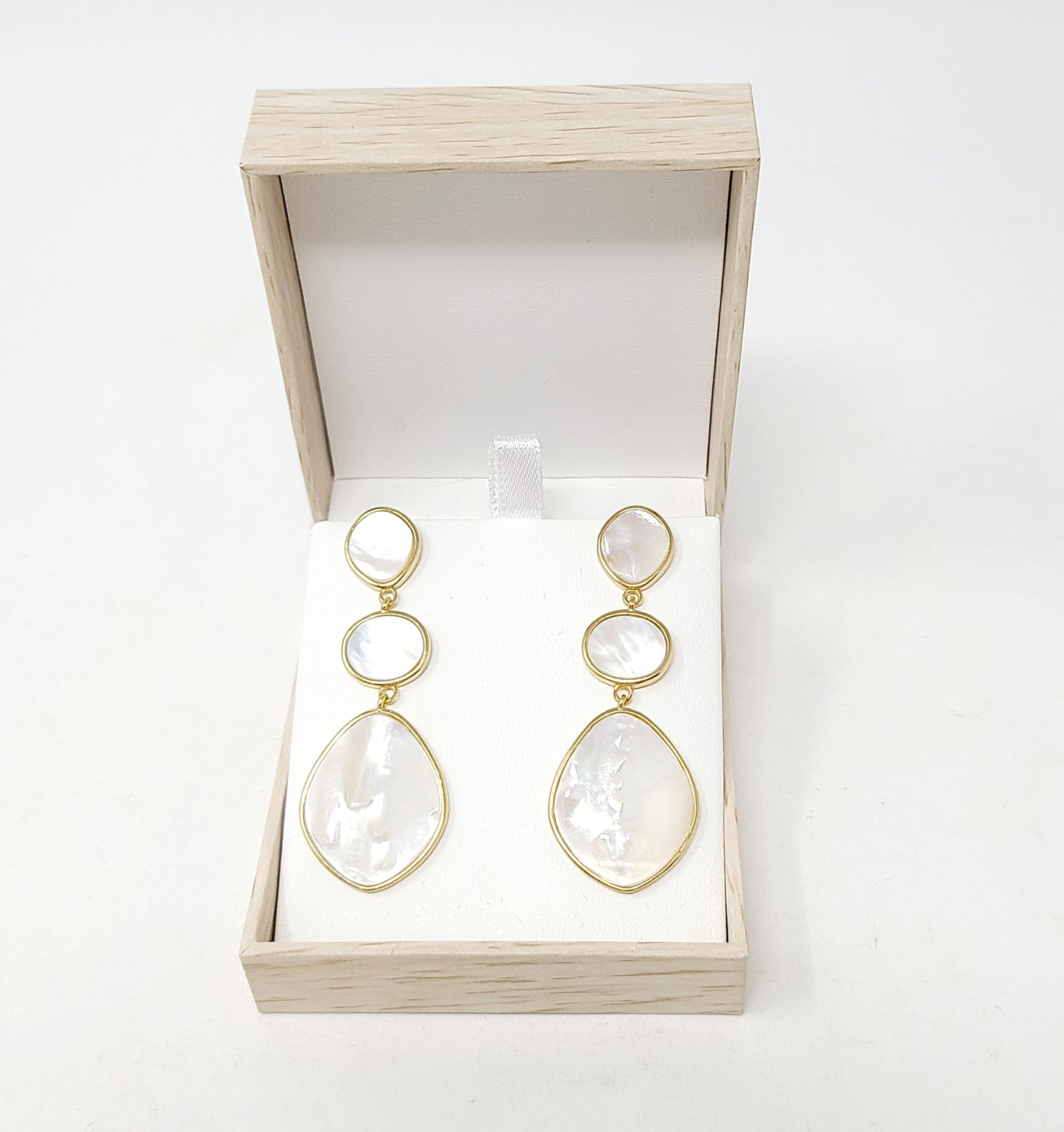 TRIPLE MOTHER OF PEARL DANGLE EARRINGS