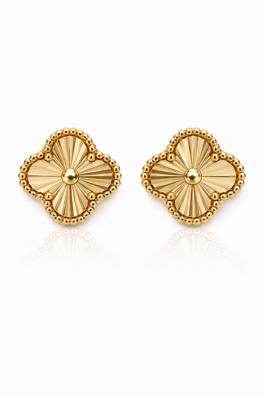 Quaterfoil stud earrings