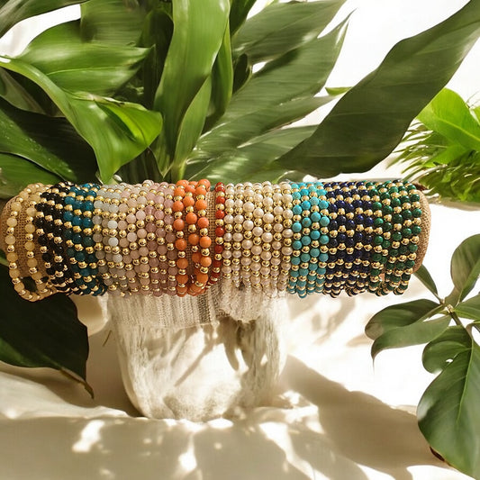 GEMSTONE WITH GOLD BEADS BRACELET