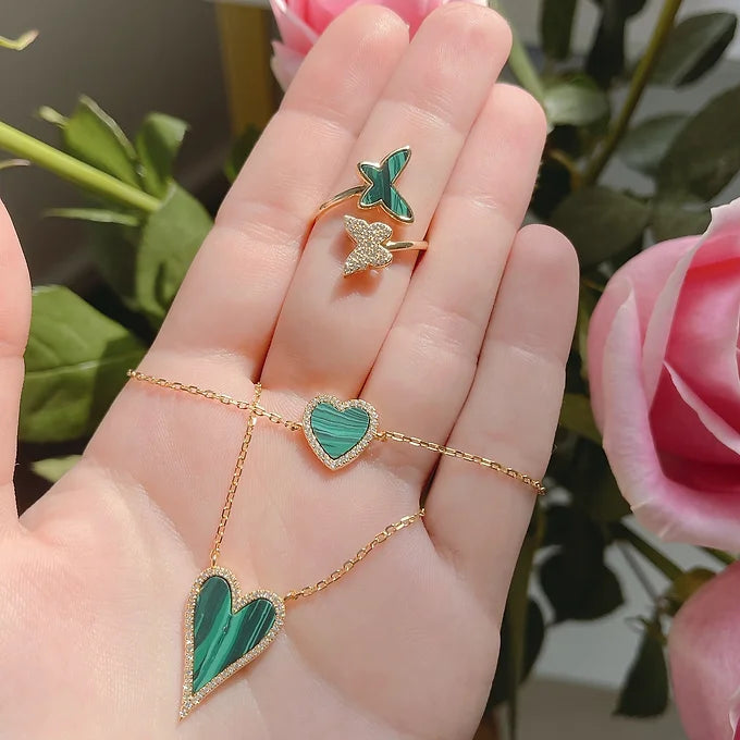 GEMSTONE ELONGATED HEART NECKLACE
